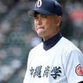 「何か雰囲気違うなーと思ったら」沖縄尚学の白ヘルメットが話題に「暑さ対策かな」「新鮮」横浜との甲子園初戦