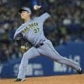 【甲子園】阪神・及川雅貴「自信を持って優勝を目指してプレーして」甲子園で母校の横浜を応援