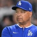 ドジャースがまさか　パヘスが痛恨適時失策で勝ち越し許す　ロバーツ監督継投も裏目で逆転→厳しい表情　本拠地がどよめく