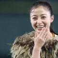 「マジ天使」東京ドームに“降臨”した人気女優が「圧倒的な煌めき」　スタンド騒然の始球式「ポニテめちゃくちゃ可愛い」
