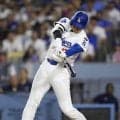 大谷翔平が不運　痛烈打球もミッチェルのダイビングキャッチに阻まれる　本拠地が大きなため息に→直後にパヘスが勝ち越し弾で沸き返る　山本由伸がガッツポーズ