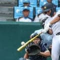 三重が序盤に主導権握り、継投で逃げ切る　履正社は七回に2点返す