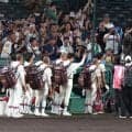 「とても尊かった」　敗れた拓大紅陵ナインに称賛の声　「優勝して」「頑張って」と仙台育英を激励　ＳＮＳ「負けた直後に相手に頑張ってて言えるの凄いなぁ」「もらい泣きです。大拍手」
