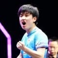 【卓球】張本智和、ストレート勝利で４強進出