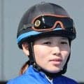 突然の乗り替わりにネット騒然！　１Ｒ勝利→２Ｒ大敗の小林美駒騎手に「まさかの全部？」「不可解な大差負け」
