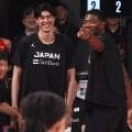 八村塁の“退場ジェスチャー”に爆笑！馬場雄大の“アクシデント”に「アンスポは仕方ない」「なんだこれw」【バスケ日韓戦】
