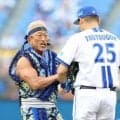 ＤｅＮＡ恒例「漢祭」応援総長・角田信朗　捕手・筒香に“漢気”注入ピッチ