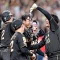 阪神・大山　佐藤輝と連弾劇的サヨナラアーチ　自身４本目「一番うれしかった」リーグ最速６０勝　２０日にもＭ２９点灯