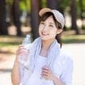むくみや体の冷えを防ぐ水の飲み方