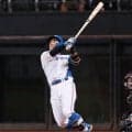 日本ハム・今川優馬が追撃３ラン！天敵ソフトバンクに劣勢も逆襲へ執念の一撃　涙するファンも