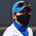 日本ハム・新庄監督「え？俺？」の仕草　レイエスが三回にフェンス最上部直撃２点塁打　本塁打の確認をリクエストしたと判断され天仰ぐ