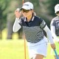 【女子ゴルフ】涙の失格５日後　涙の首位発進　１９歳鳥居さくら　８番イーグルで「いい波乗れた」　