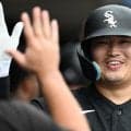 村上宗隆が笑顔、MLB日本人2ショット！　ホワイトソックス公式Xが公開…試合前に並んでパシャリ