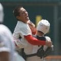 【甲子園】智弁和歌山・久葉亮太が胴上げ投手「いつもの勝ちパターンにつなげてくれた」