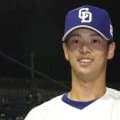 審判のリプレー検証で本塁打と確認　中日・花田が五回に同点ソロ　左翼フェンスの黄線付近を直撃する打球