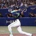 【ヤクルト】モンテルもってる！飛球が外野ポトリ同点　スタート切っていた岩田幸宏一塁から生還