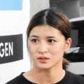 「美しさとのギャップが。お顔からは想像できない」人気美人アスリートが白キャミから見せた右腕に騒然「良い三角筋」「肩キレイ」「すごいガタイ」