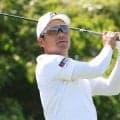 【男子ゴルフ】比嘉一貴と平本世中がトップに並んでサンデーバックナインをプレー中　ツアー記録通算３２アンダーを更新へ