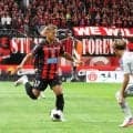 【宏太‘Ｓチェック】優勝候補の大宮に完敗も好材料　右サイドバック・内田がキレのあるプレー　まだ３試合…ＤＦライン修正などで上位と渡り合える