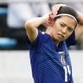 ｢マジ綺麗｣長谷川唯、ノースリーブ黒ドレス姿に大反響！27万円セリーヌも上品な装いに｢可愛い｣｢エレガント｣｢素敵｣3年連続“年間最優秀選手”候補に！