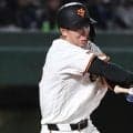 巨人　小浜佑斗が左肩脱臼　出場選手登録を抹消　故障班に合流　２５日・ヤクルト戦の走塁で負傷