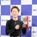 【ボート】佐々木完太が浜名湖デイリ-杯制覇　１周２Ｍで執念の逆転劇「行くしかないと思い切って行った」