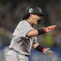 巨人が劇的逆転勝利！首位・阪神に１・５ゲーム差　甲斐が九回に左翼席へ決勝１号ソロ　確信弾にＧ党が大熱狂