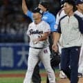 今季初先発の４６歳、ヤクルト・石川雅規は無念の初回６失点ＫＯ　１死しか奪えず・・・わずか７球で先制許し、打者４人で４失点　左肩気にする仕草みせベンチへ、そのまま緊急降板　新人から２５年連続勝利はお預け