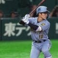 阪神救った劇的弾の裏で…右手を掲げた“人物”「マジで泣ける」　粋な行動が「神シーン」