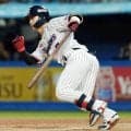 【ヤクルト】ファウルボールがボールボーイに当たる　内山壮真は謝る仕草で心配そうな表情