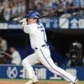 【DeNA】佐野恵太が意地の“ノーノー阻止打”　８回先頭で中日・高橋宏斗の初球捉える