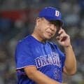【中日】井上監督、高橋降板に「指がつった…言うこと聞かない手で投げろってわけにもいかない」