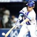 「ガチで神すぎる」「イチローに見えた」DeNAの3年目ドラ1が見せた“天才的な打撃”が話題　右手一本で拾った同点タイムリー「これはピッチャー責められない」