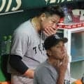 巨人・田中将は五回途中３失点で降板　悔しげにグラウンドを見つめる　大山に３点目のタイムリー打たれ橋上監督代行が交代決断