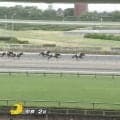 「モノが違った」衝撃の“10馬身差”評判ホースが圧勝劇…初戦で大出遅れも“即挽回”で期待に応える「鳥肌が…」