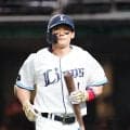 【西武】栗山巧、１打席目は楽天岸孝之の142キロ速球を左飛　スタンドからは大歓声＆拍手