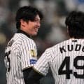 「こうなる心情も分かる」「表情よｗ」阪神・才木　勝利目前のノースイング判定に特大リアクション　伏見とまさかのシンクロ「兄弟かよｗ可愛いな」