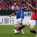 浦和が3-2と逆転で初勝利！根本健太の同点ゴールを仲間が祝福＆南野遥海の逆転弾にマテウス・サヴィオも歓喜！新加入の面々もガッツポーズ！