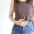 子宮筋腫ってどんな病気？症状や原因、手術の可能性について