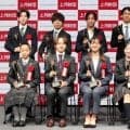 高木美帆さん　国民栄誉賞記念品『包丁１０本セット』を「使いました！」「野菜を切って、父親は刺し身をさばいていました」