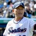 ヤクルト・石川が現役引退を正式発表　つば九郎との２ショット写真で報告「真のエースにはなれませんでしたが」【全文】
