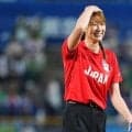 「頭身えっぐ…」185cm元女子アスリート　ショーパン豪快投球に喝采「美人すぎて美人」
