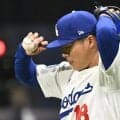 山本由伸まさかピッチコム機器故障でリズム狂う　５回までノーノー→６回先頭に初安打から２ラン被弾　マウンド上で叫ぶ