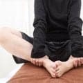 こむら返りは体からの危険信号？ 就寝前のストレッチで夜中の激痛にさよなら
