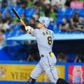 【阪神】２発の佐藤輝明が３冠王グイッ　ミスターらに並ぶ最速500打点「僕だけじゃない」