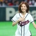 MLB投稿で発見…韓国美女が選んだ“1/30”　まさかのユニ姿に困惑「間違っている」