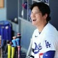 「首回してる」大谷翔平、ベンチで珍しい行動　指揮官が指摘した新たな“部位”