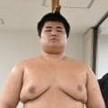 新弟子の小林梅太、しこ名は「松の里」に　横綱大の里と稽古「でかい…。圧力がすごかった」