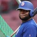 「絶対来年も契約してくれ」中日助っ人の紳士的行動にヤクルト選手も感謝　ＳＮＳ反応「惚れてまうわ」