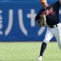 失点を減らす「鉄壁の外野守備」　追い方、捕球、送球…名手＆強豪が説く“基本技術”